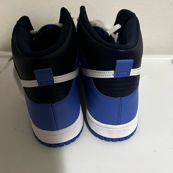 Nike Dunk Hightops - Picture 5 of 6